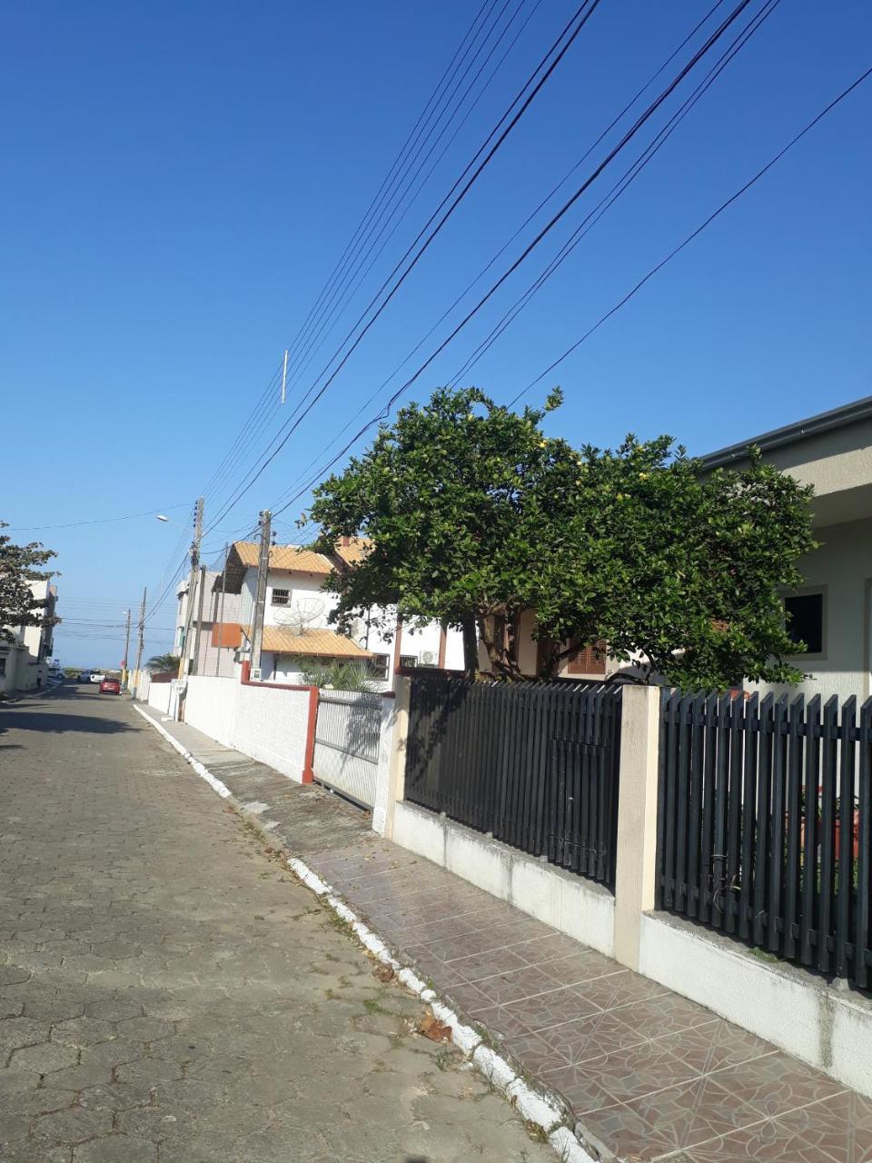 Casa De - 100 Metros Do Mar Holiday home Navegantes